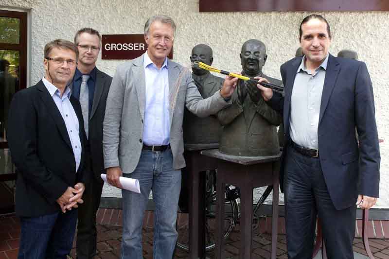 Zur News: Der Daten-Highway führt zur Filderhalle