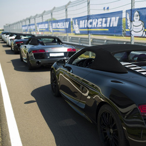 Zur News: VOK DAMS inszeniert MICHELIN FRIEND EVENT