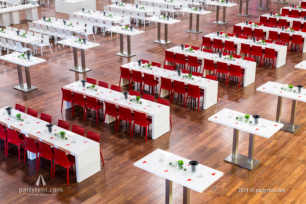 Zur News: Party Rent inszeniert Kick-Off-Event in Berlin