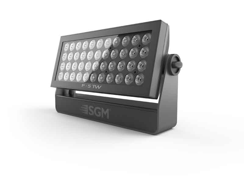 Zur News: PRG nimmt LED-Washlight P-5 TW ins Portfolio