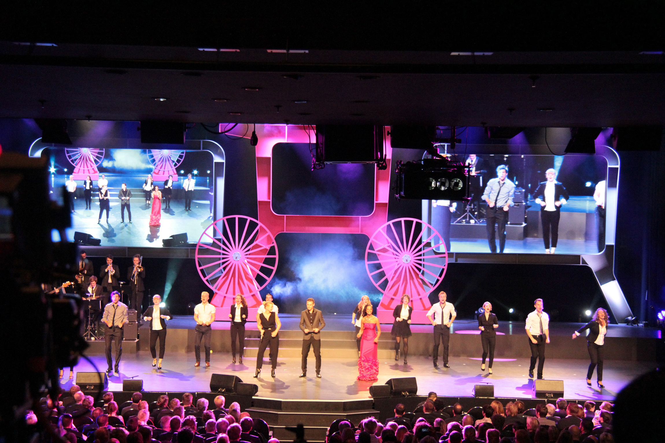Zur News: Showtime im Essener Colosseum