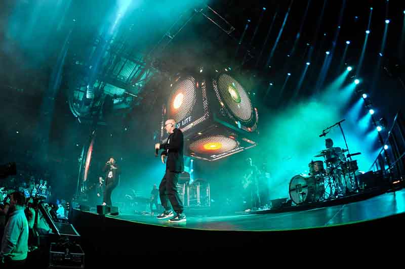 Zur News: Fanta 4 mit LED Video-Installation von XL Video