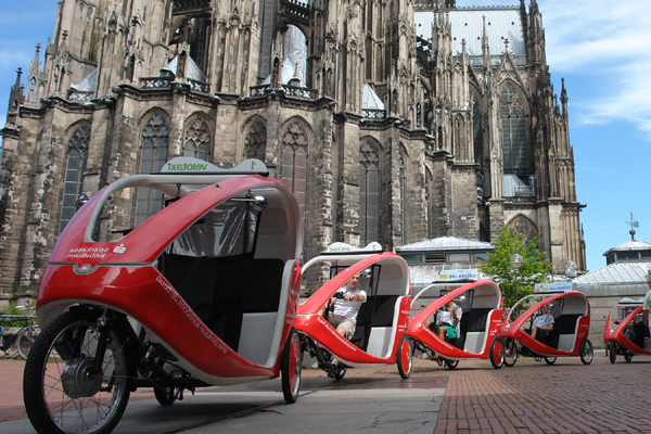 Zur News: Kölsche Stadtführungen der Rikscha-Art