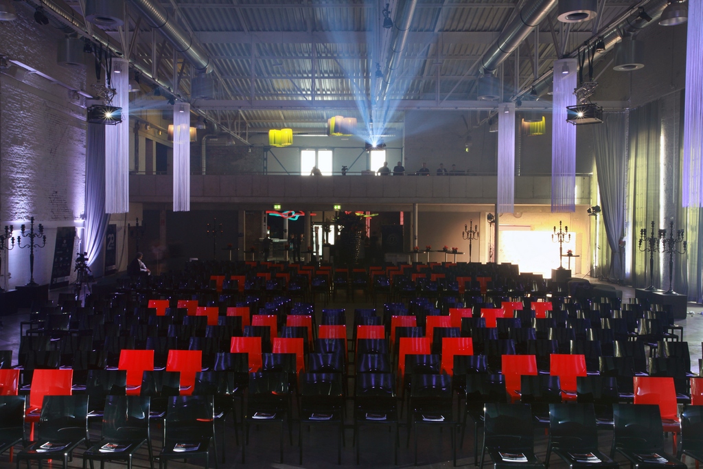 Zur News: Award-Gala mit räumlicher Vielfalt