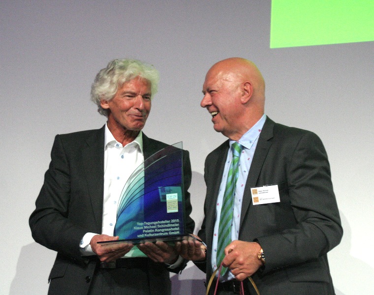 Zur News: Schindlmeier ist „Top-Tagungshotelier 2015"