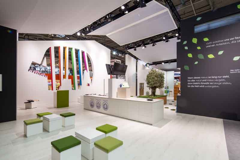 Zur News: Messestand für Caparol auf der FAF 2016