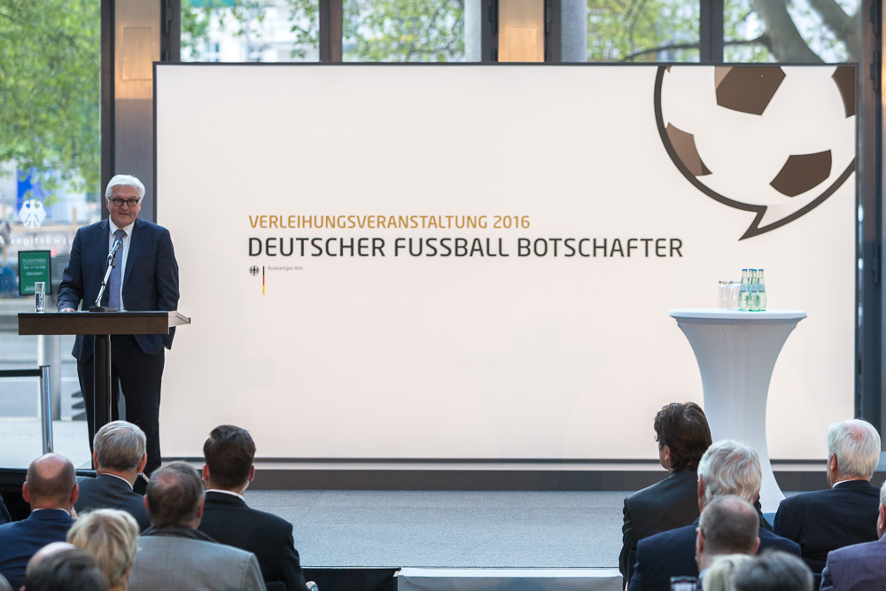 Zur News: Fussballbotschafter Award erneut mit BEEFTEA