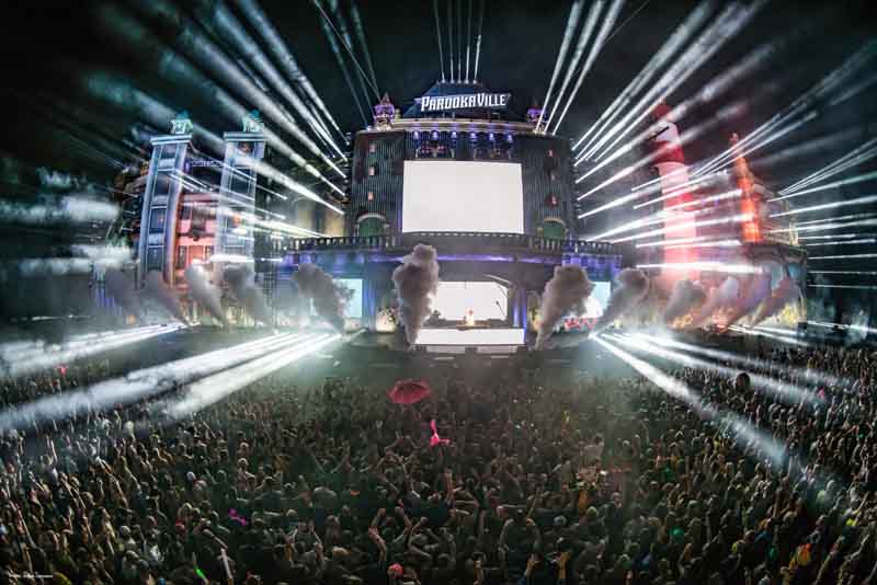 Zur News: Willkommen in PAROOKAVILLE!