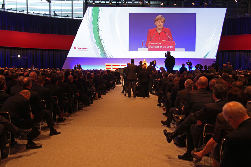 Zur News: Set- und Eventbau beim Sparkassentag