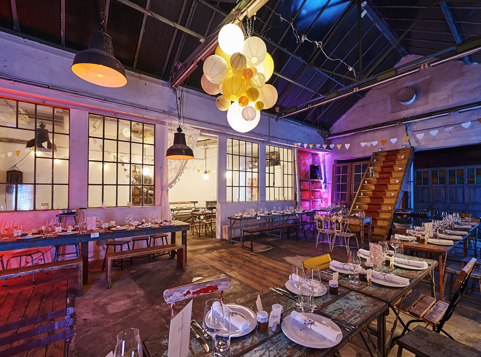 Zur News: Ideale Location: Weihnachten im Rarehouse feiern