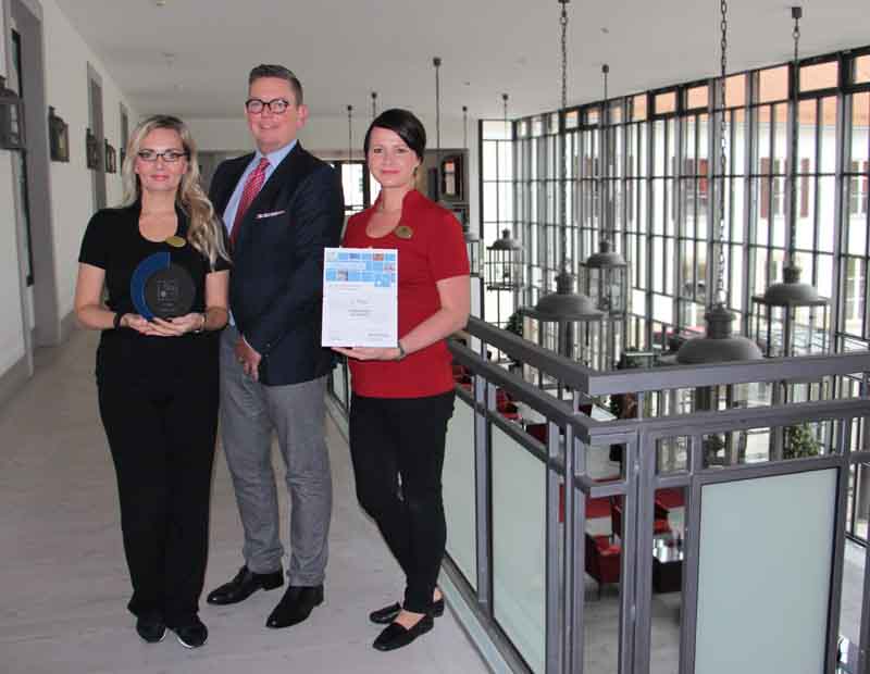 Zur News: Gräflicher Park Grand Resort ausgezeichnet