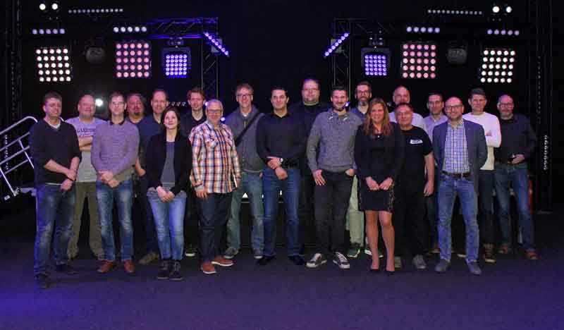 Zur News: LMP übernimmt Vertrieb von ELATION Professional