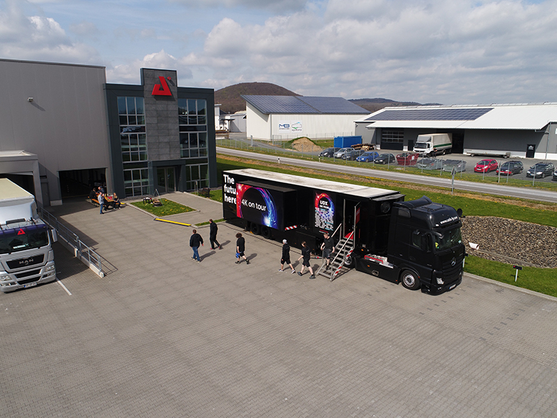 Zur News: Neue Barco UDX 4K Projektoren bei der AED group