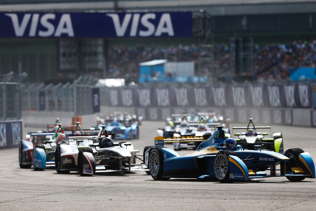 Zur News: GIL UND WEINGÄRTNER inszeniert Formel E Rennen