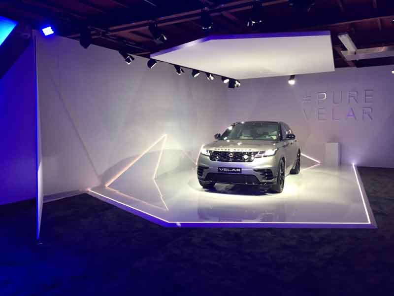 Zur News: VOSS+FISCHER bringt Range Rover Velar aufs Schiff