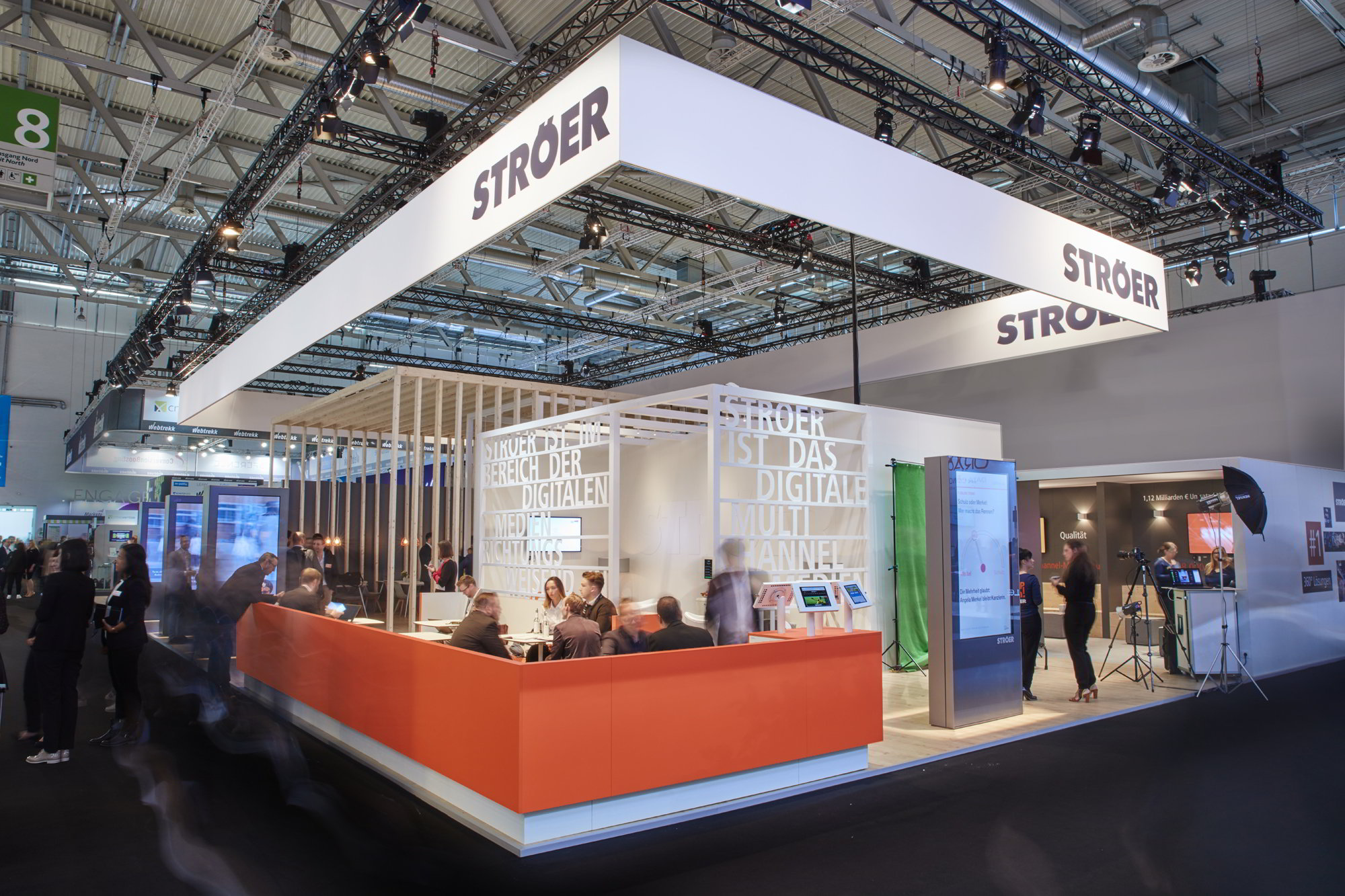 Zur News: Artlife entwickelt Messestandkonzept für Ströer