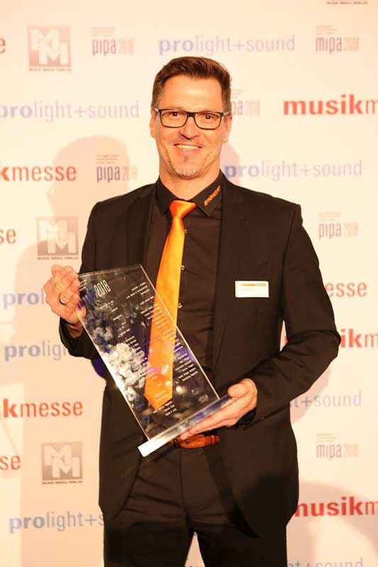 Zur News:  Movecat mit P.I.P.A. Award 2018 ausgezeichnet