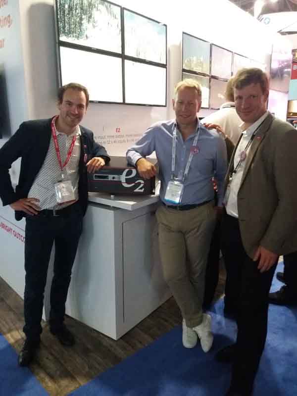Zur News: AED investiert in neueste Barco E2 Generation