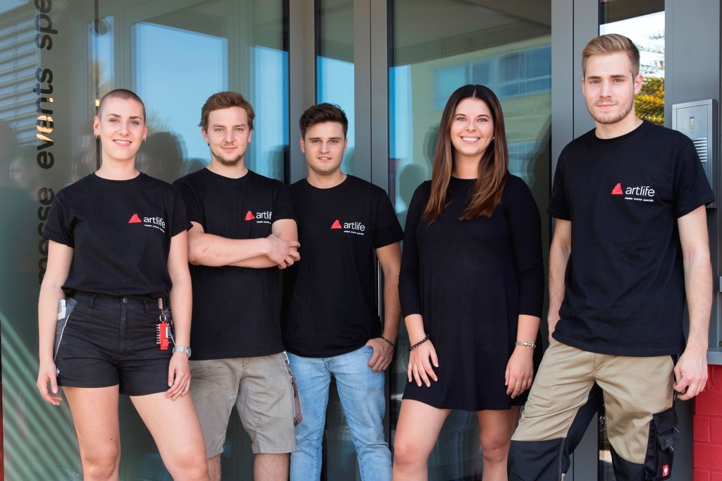 Zur News: Fünf neue Talente starten bei Artlife