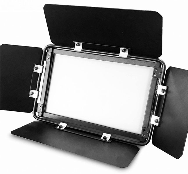 Zur News: Luxibel legt Schwerpunkt auf B Panel Softlights