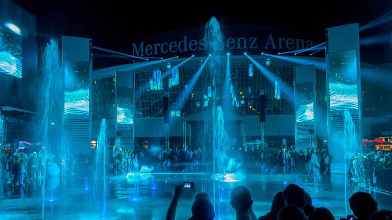Zur News: Eröffnung des Mercedes-Platzes Berlin mit TSE