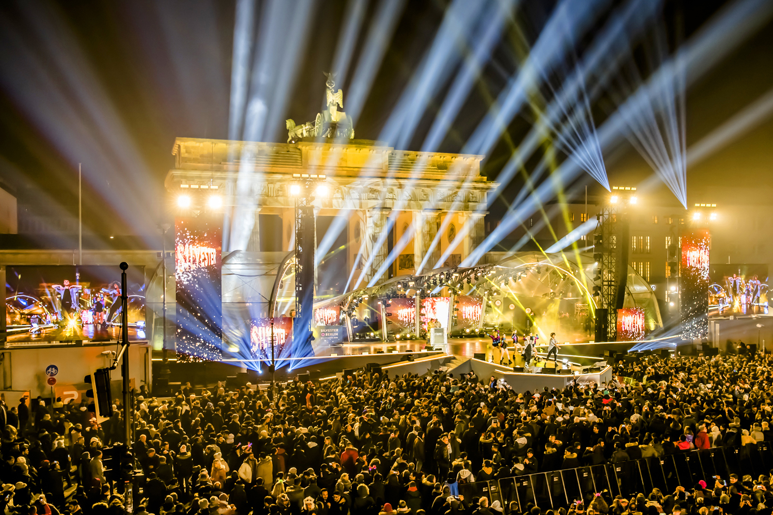 Zur News: Let's have a party