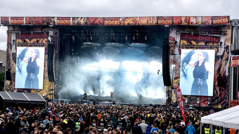 Zur News: Megaforce installiert Bühne für Trondheim Rocks