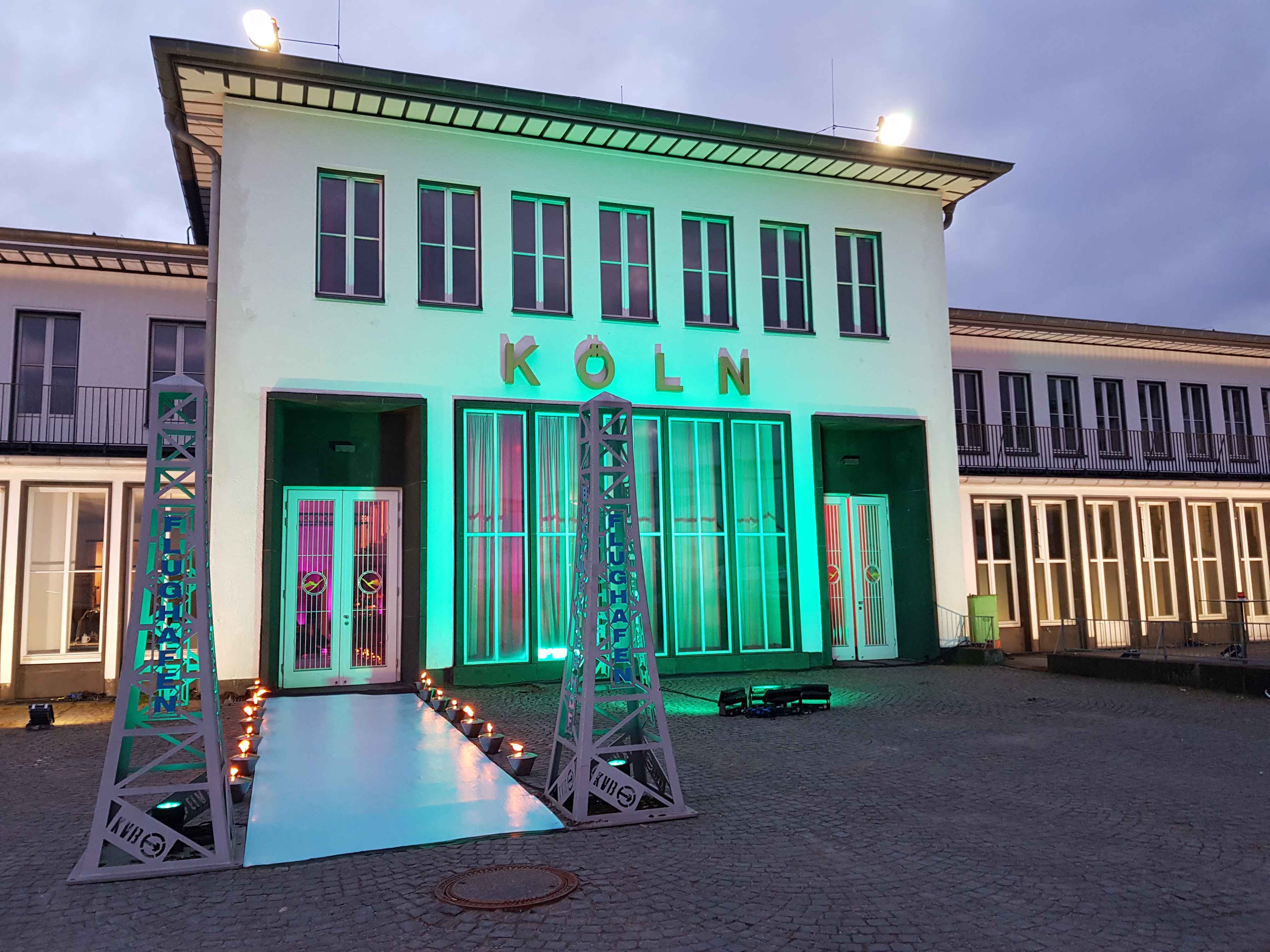 Zur News: KAISERSCHOTE ist jetzt Partner der MOTORWORLD Köln | Rheinland