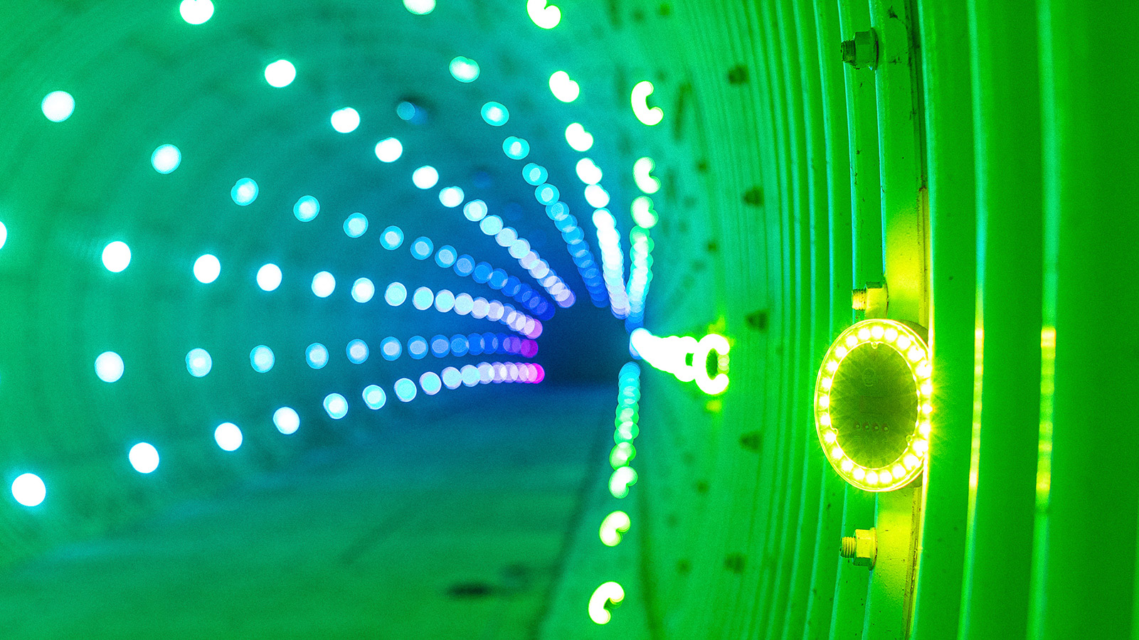 Zur News:  GLP rockt Tunnel mit über 200 Creative Light 1 