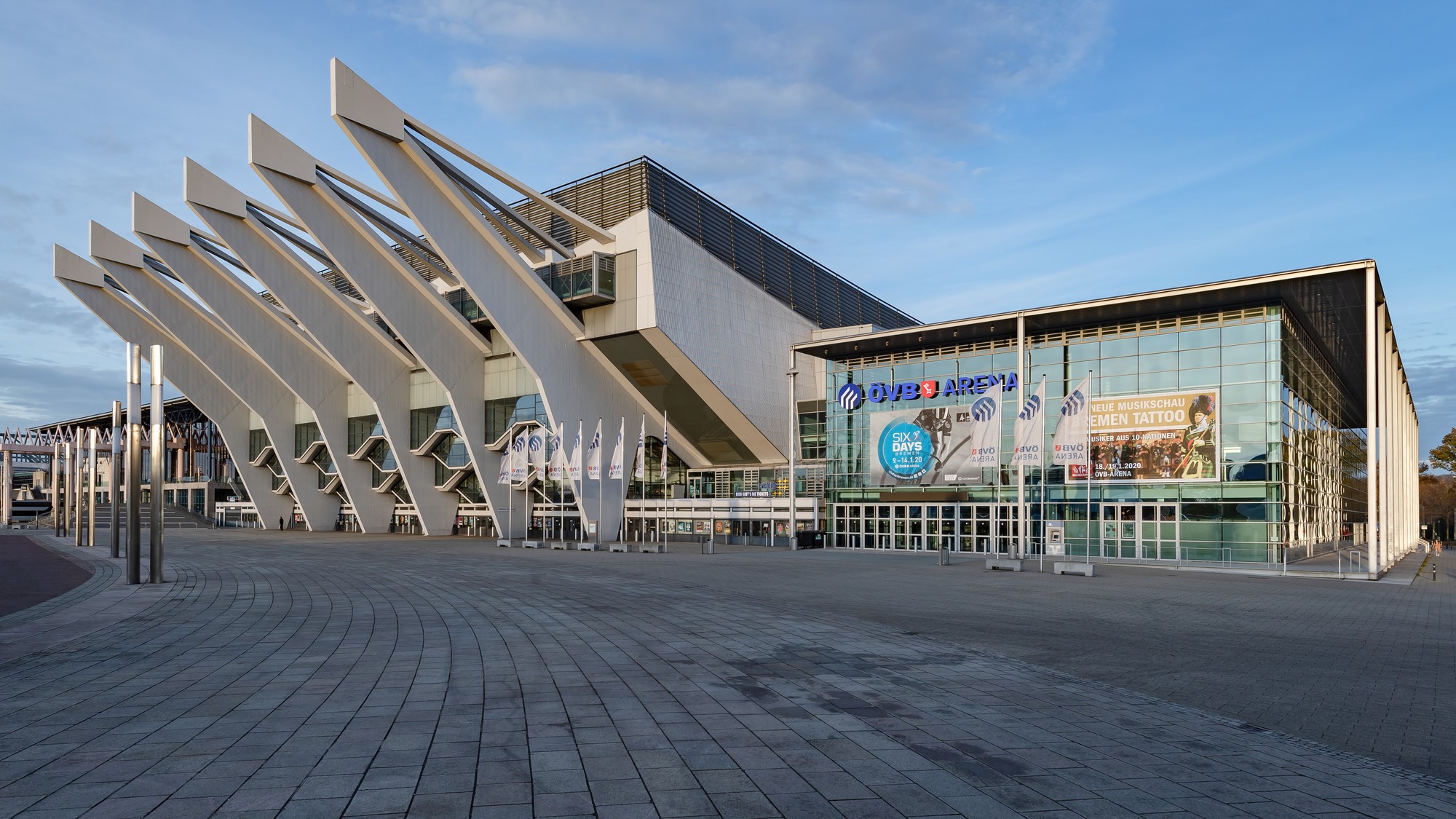 Zur News: M3B und ÖVB Versicherungen feiern zehn Jahre ÖVB-Arena