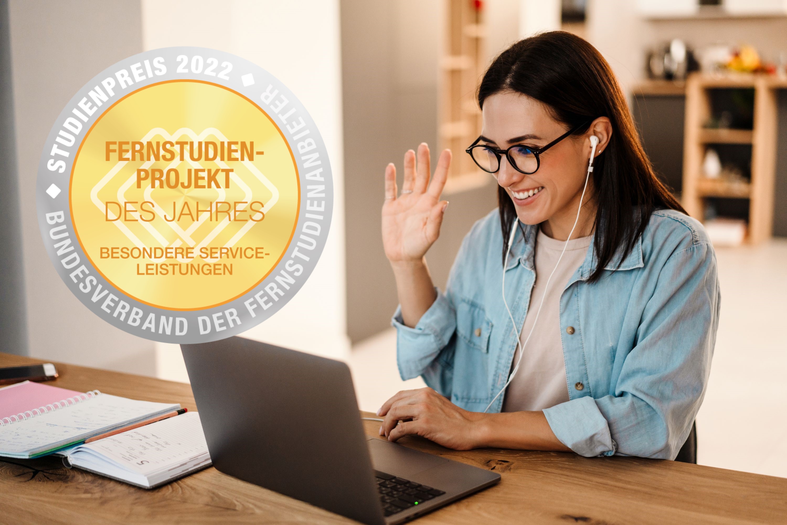 Zur News: Ausgezeichnet! Studieninstitut gewinnt den Preis für das Fernstudienprojekt des Jahres 2022