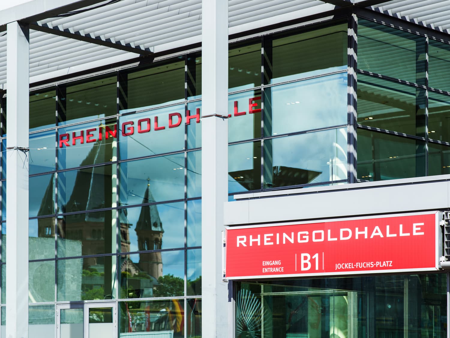 Zur News: Zurück in der neu sanierten Rheingoldhalle: European Cloud Summit