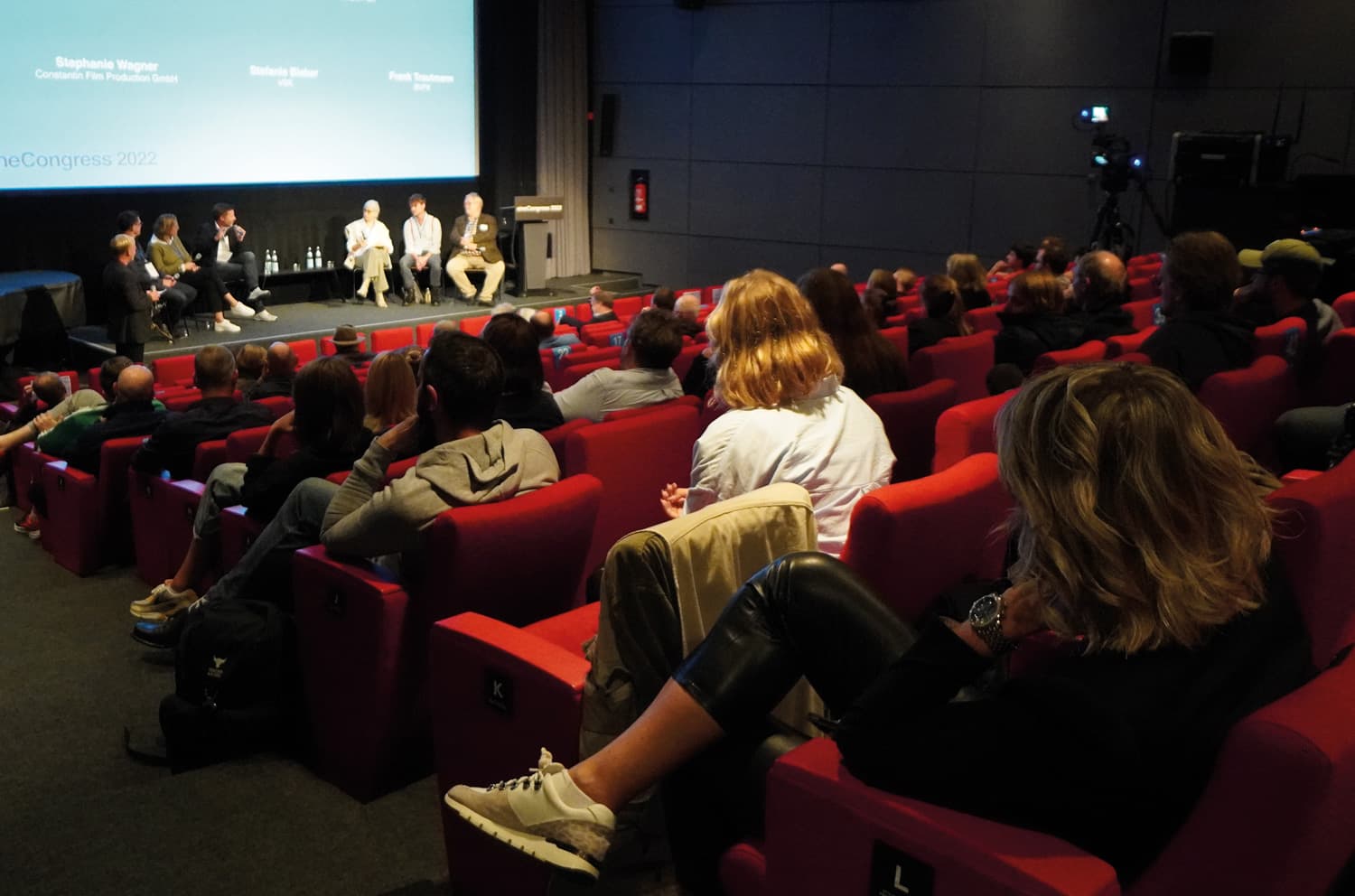 Zur News: LEaT X South meets CiNEC
