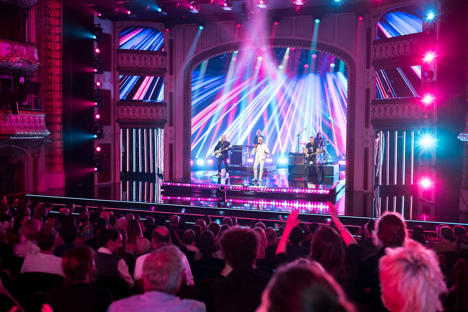 Zur News: Amadeus Austrian Music Award in historischer Kulisse mit modernster Lichttechnik von GLP