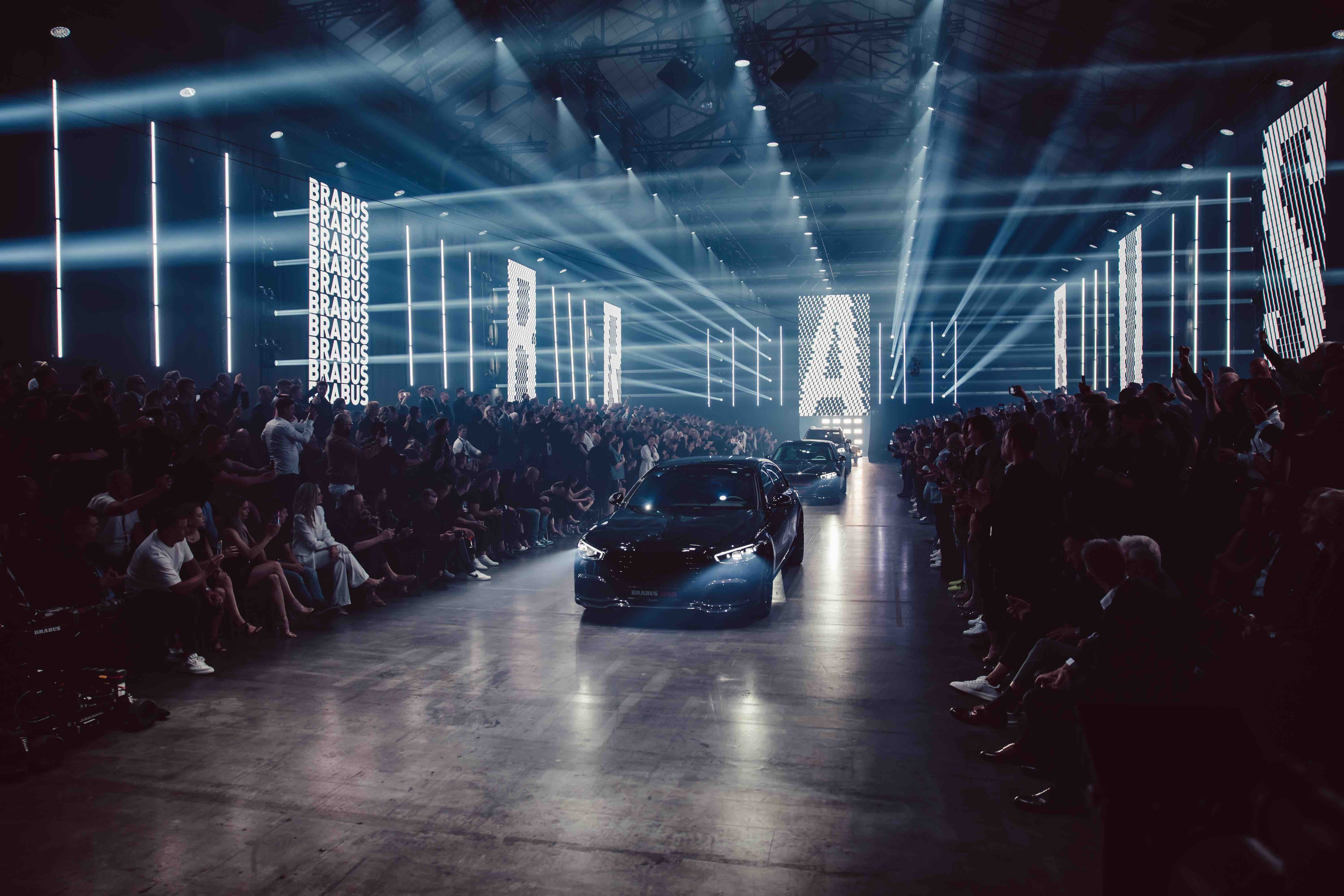 Zur News: BRABUS inszenierte die neue Kollektion in der Jahrhunderthalle in Bochum