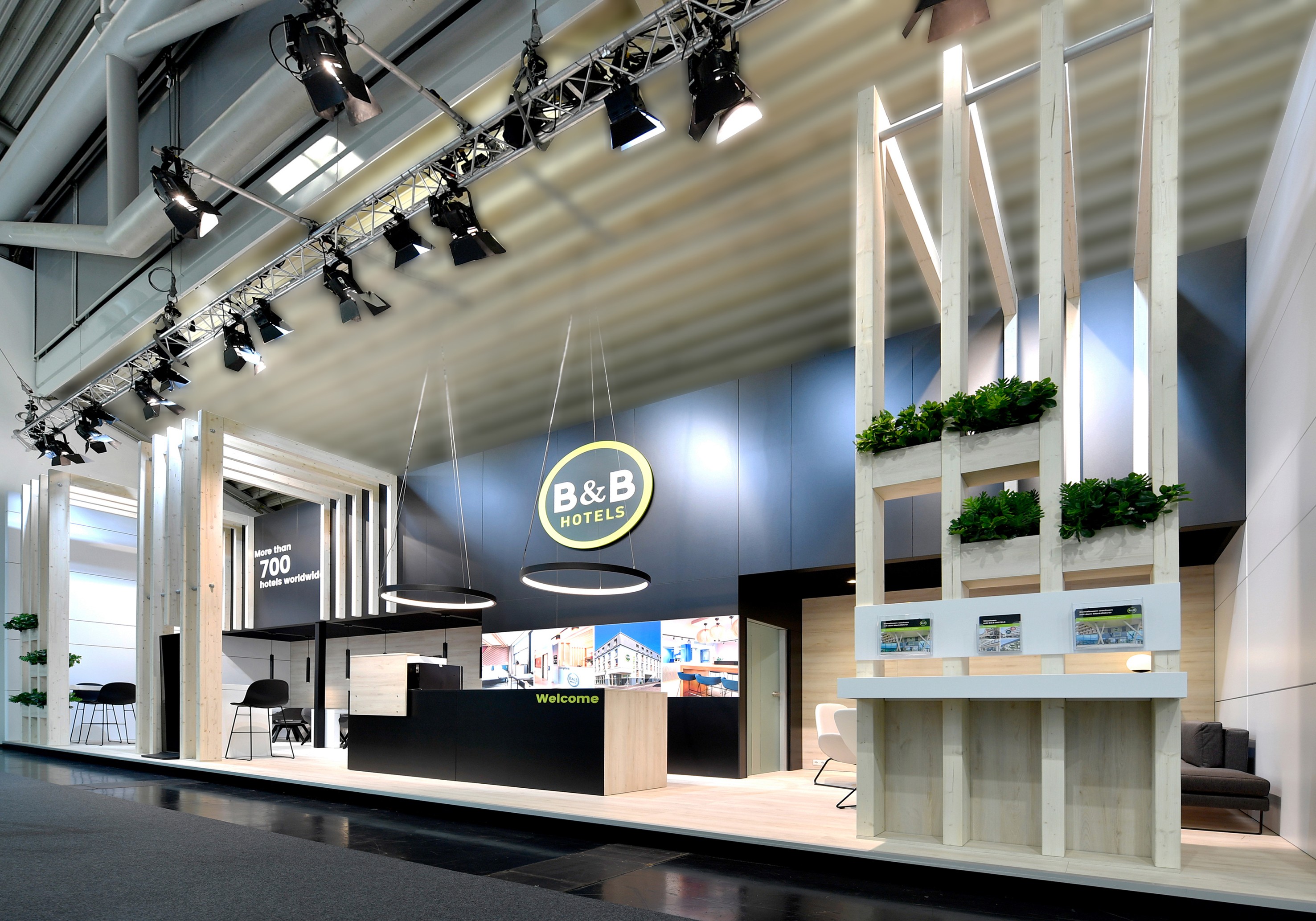 Zur News: B&B HOTELS mit neuem Standkonzept von ISINGERMERZ auf der Expo Real