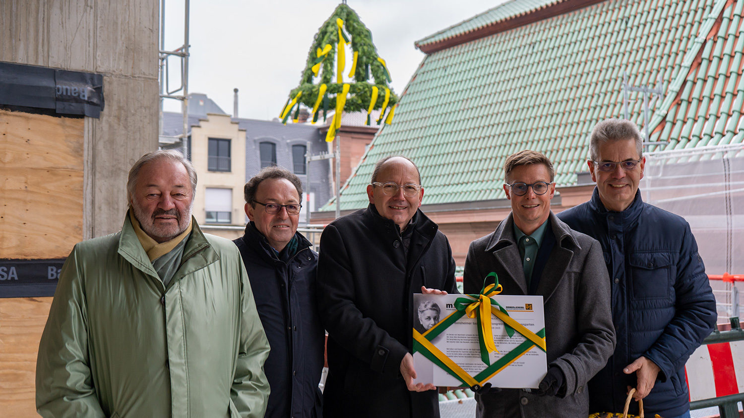 Zur News: Richtfest über den Dächern Mannheims