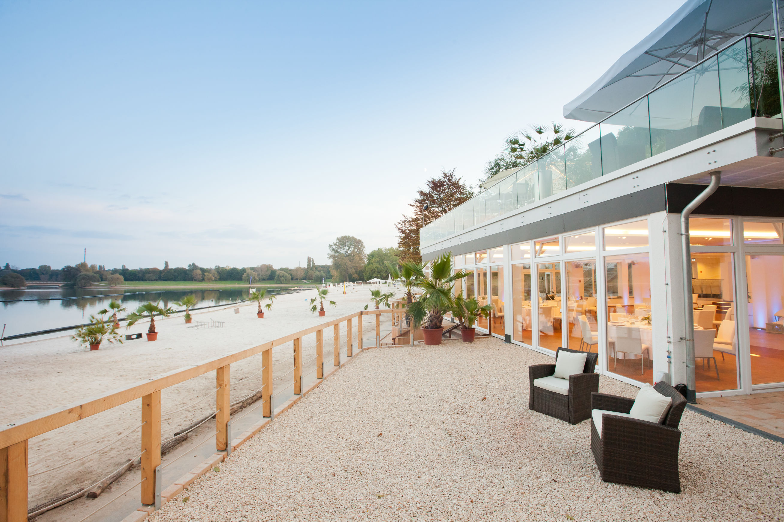 Zur News: KAISERSCHOTE bietet Location für den Hootchie Cootchie Club