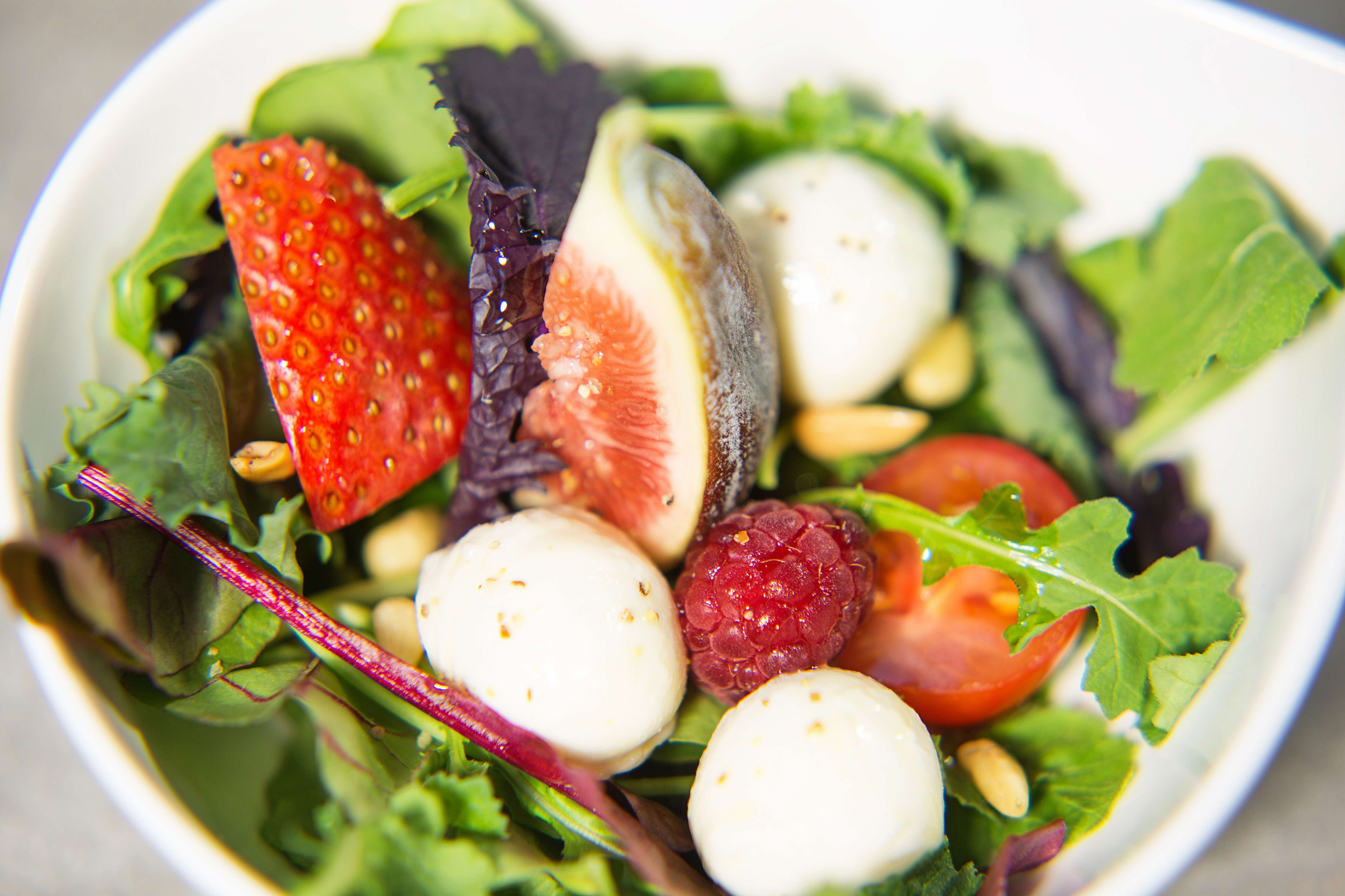Zur News: KAISERSCHOTE Event Catering legt Lunchbuffet und Seminarcatering neu auf
