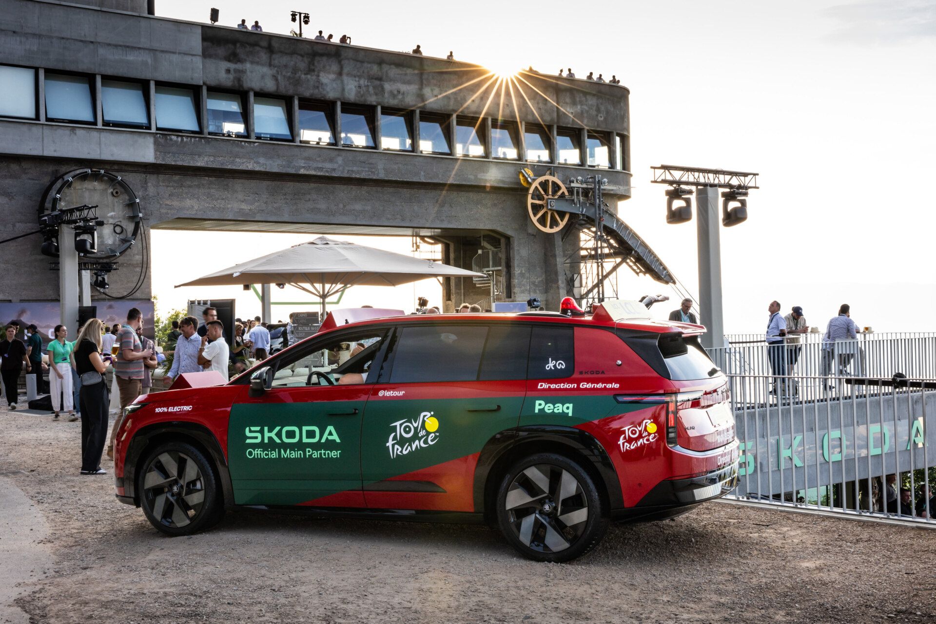 Zur News: SCHACHZUG setzt Weltpremiere des Škoda Peaq als Live-Erlebnis in Szene