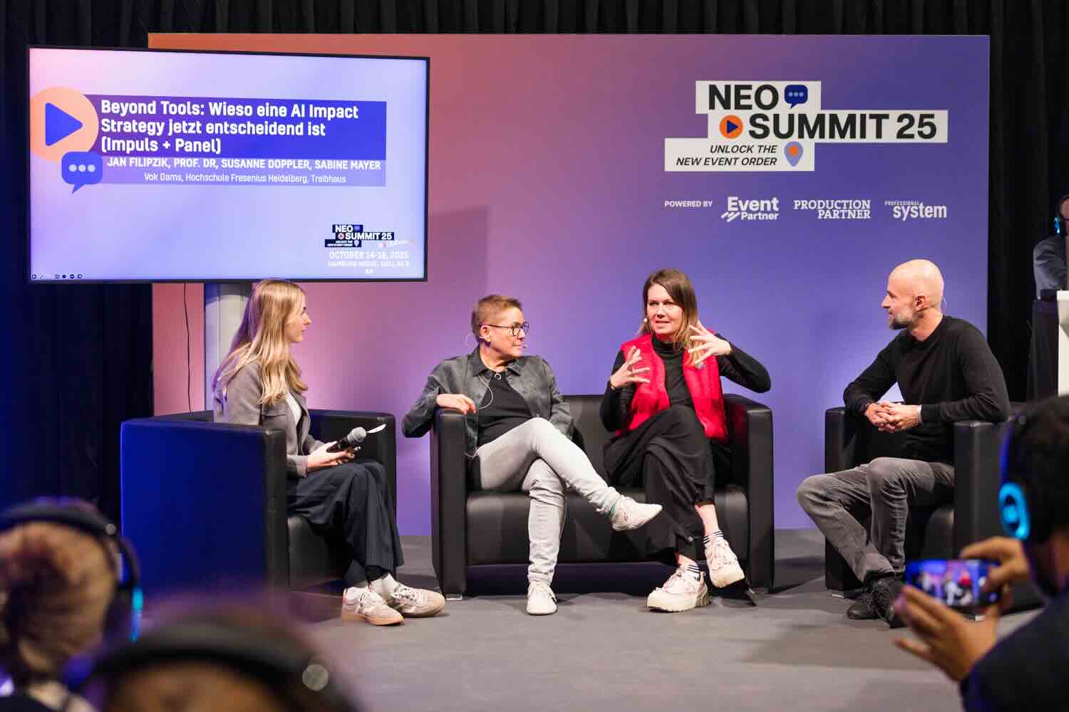 Zur News: Top-Speaker und echte Weiterbildung auf dem neo summit 26