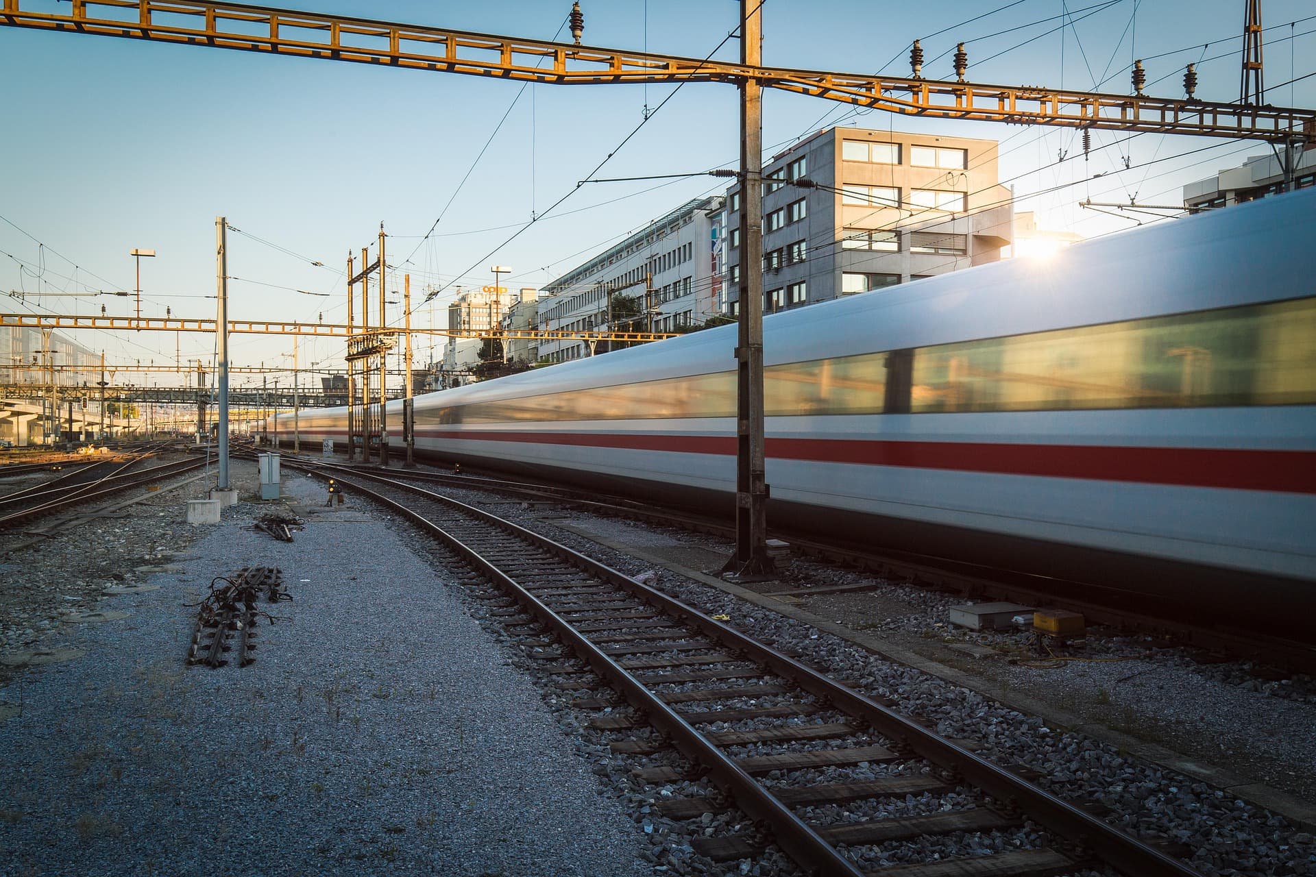 Zur News: Neue Studie von The Changency und BDKV zeigt enormes Potenzial für ÖPNV-Kombitickets