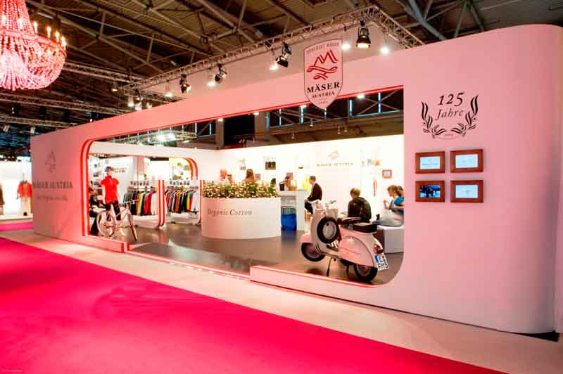 Zur News: stagegroup auf der ispo Winter 09