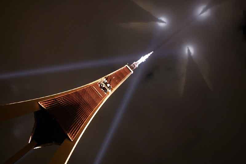 Zur News: Rigaer Lichtstatue zum 90. Geburtstag: