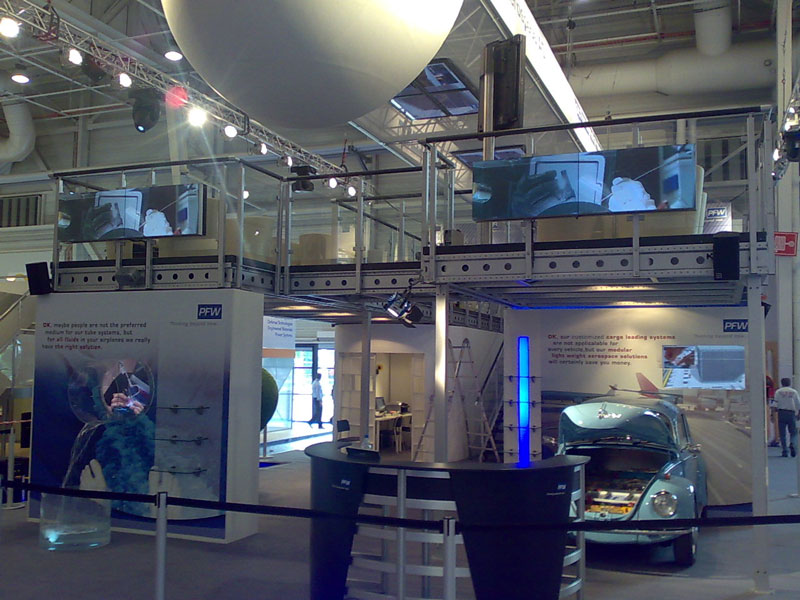 Zur News: Messestand von Diehl Aerospace