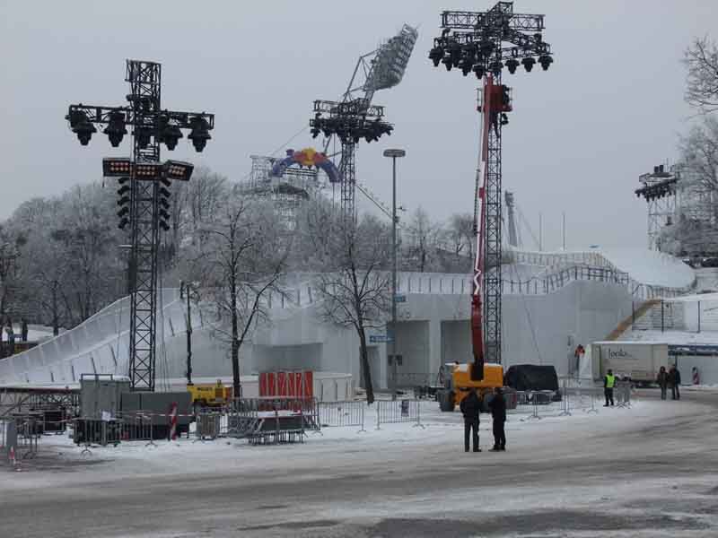 Zur News: Red Bull Crashed Ice