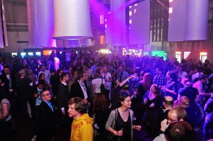 Zur News: east end inszeniert Auftakt der MTV Agentur-Tour