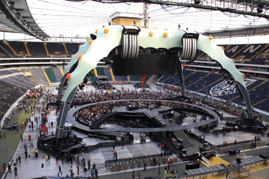 Zur News: Rasenschutzsysteme von eps mit U2 auf Welttournee