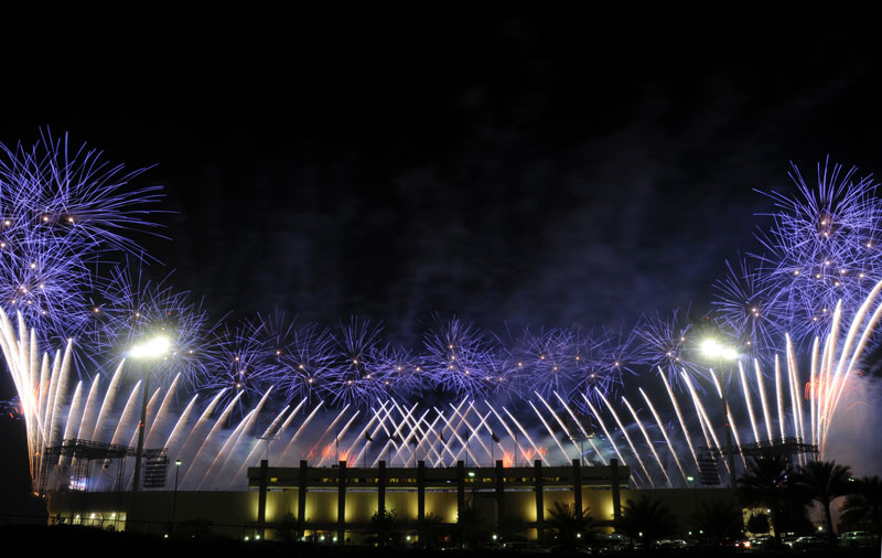 Zur News: Spektakuläre Stadion-Pyroshow in Oman