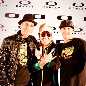 Zur News: Oakley-Sonnenbrillen in der Nacht – VOK DAMS China